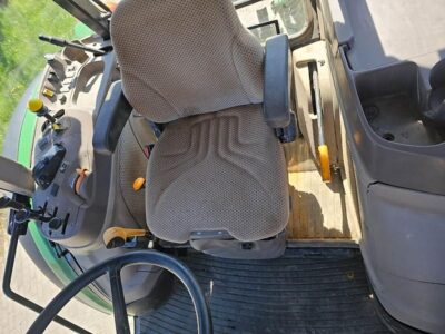 John Deere 5075M